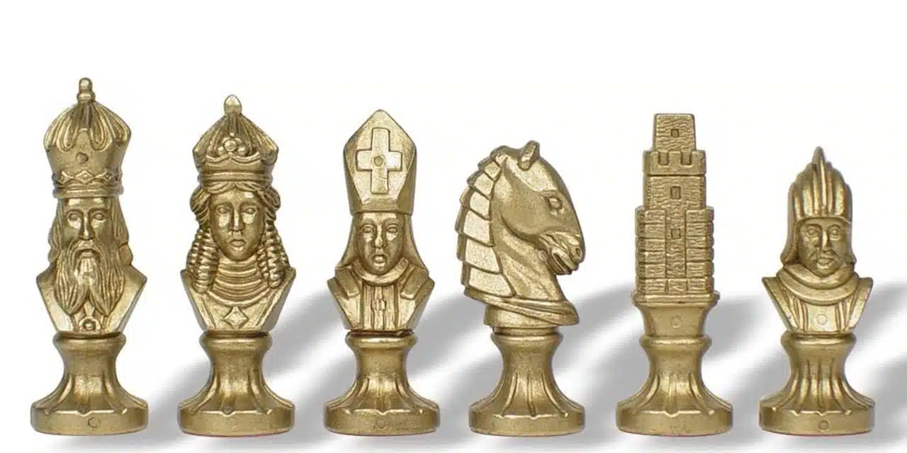 Jogo de Xadrez em Metal Medieval II - Image 2