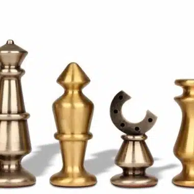 Jogo de Xadrez em Latão Maciço Modern