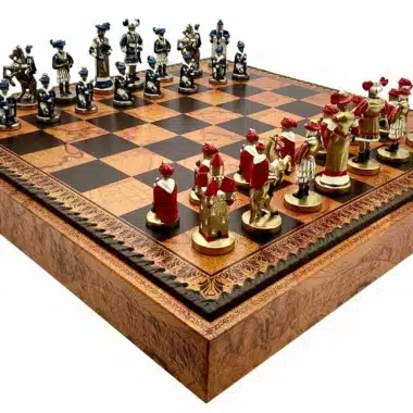 Conjunto Lansquenetes Mercenários II Tabuleiro com Arrumação e Jogo de Xadrez em Metal Pintado à Mão