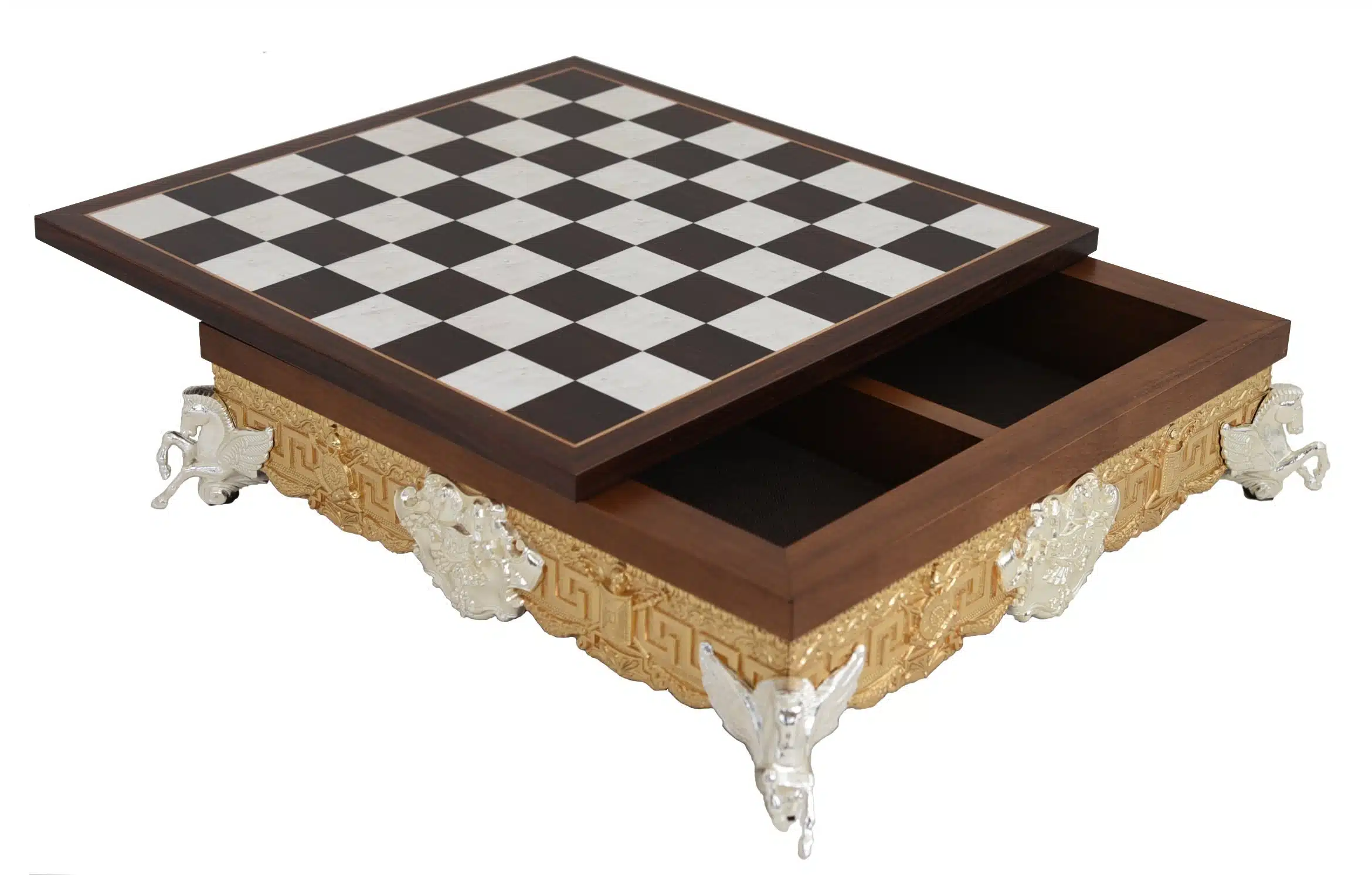 Tabuleiro de Xadrez com Pé em Metal Dourado e Madeira Maciça com Compartimento de Arrumação