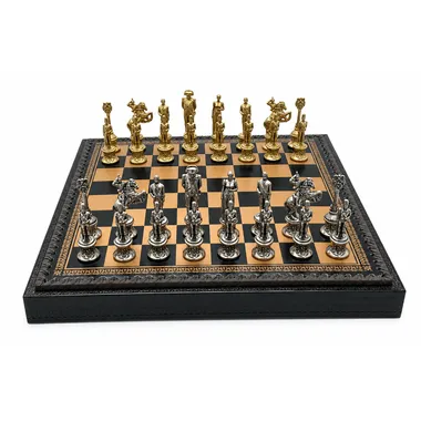 Jogo de xadrez Napoleon completo com peças douradas e prateadas em tabuleiro de couro sintético
