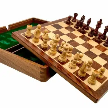 Jogo de Xadrez Magnético de Viagem com Compartimento de Arrumação em Madeira