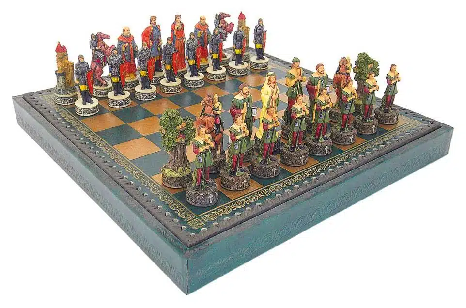 Conjunto Robin dos Bosques Tabuleiro em Couro Sintético & Jogo de Xadrez em Resina Pintado à Mão