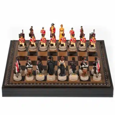 Conjunto Batalha de Waterloo III Tabuleiro de Xadrez em Couro Sintético com Arrumação & Jogo de Xadrez em Resina Pintado à Mão