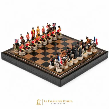Jogo de xadrez Batalha de Waterloo III, peças inglesas e francesas frente a frente no tabuleiro