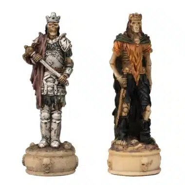 Conjunto Mortos-Vivos III Tabuleiro de Xadrez em Couro Sintético Mundo Antigo com Arrumação e Jogo de Xadrez em Resina Pintado à Mão - Image 19