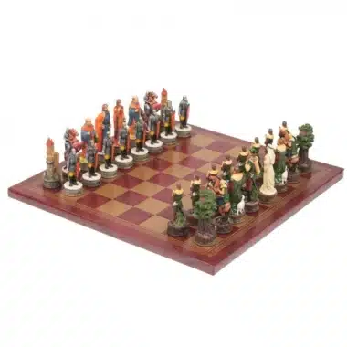 Conjunto Robin dos Bosques (Robin Hood) Tabuleiro em Couro Sintético & Jogo de Xadrez em Resina Pintado à Mão