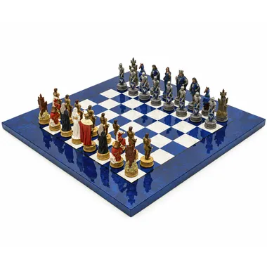 Jogo de xadrez completo Camelot Rei Artur VIII sobre tabuleiro azul e branco