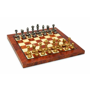 Jogo de xadrez completo Piccolo com peças em latão maciço sobre tabuleiro em madeira de urze