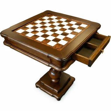 Mesa de xadrez com gaveta de arrumação aberta, mostrando compartimentos
