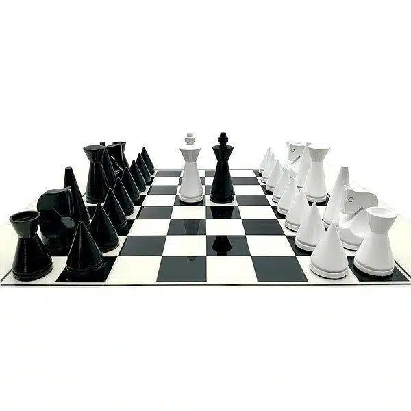 Conjunto Pirâmide Moderno Branco Tabuleiro de Xadrez em Madeira Maciça Lacada Branca & Jogo de Xadrez em Madeira Lacada Preto e Branco - Image 2