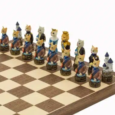 Jeu d'Echecs en Résine "Chiens vs Chats"