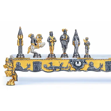 Conjunto "Gulliver e os Liliputianos" Tabuleiro de Xadrez e Jogo de Xadrez em Bronze, Ónix e Ouro 24 Quilates
