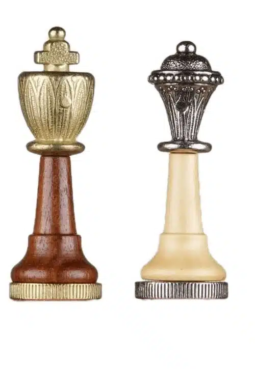 Jogo de Xadrez Clássico - Tabuleiro - Gamão (Backgammon) e Damas em pele sintética com arrumação & Peças em madeira e metal - Image 7