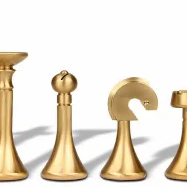 Jeu d'Échecs Contemporain - Échiquier en bois et Albâtre de Toscane avec tiroir & Pièces en laiton