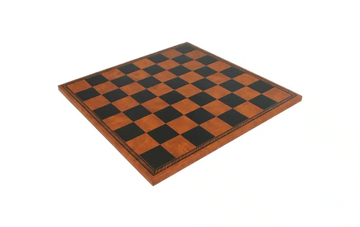 Jogo de Xadrez Fantasy Água vs Fogo em Resina e Tabuleiro em Couro Sintético Castanho e Preto - Image 9