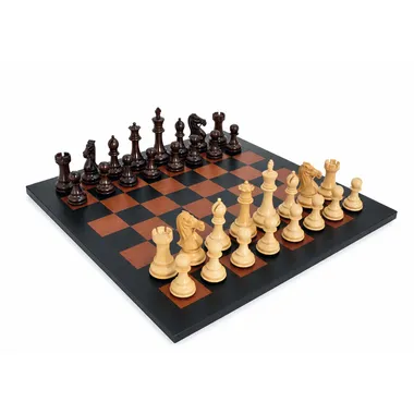 Jogo de xadrez Staunton em madeira de pau-rosa sobre tabuleiro em couro genuíno