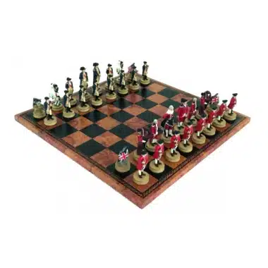 Jogo de Xadrez Revolução Americana em Estanho e Tabuleiro em Pele Sintética