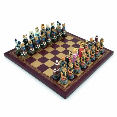 Jogo de xadrez de cães e gatos em resina sobre tabuleiro em pele sintética bordô e dourado
