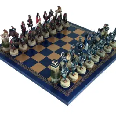 Jogo de Xadrez Samurai em Resina Pintado à Mão e Tabuleiro em Pele Sintética Dourada e Azul
