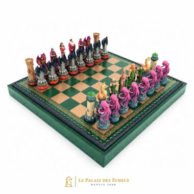 Jogo de xadrez Fantasy Água VS Fogo em resina sobre tabuleiro verde e dourado
