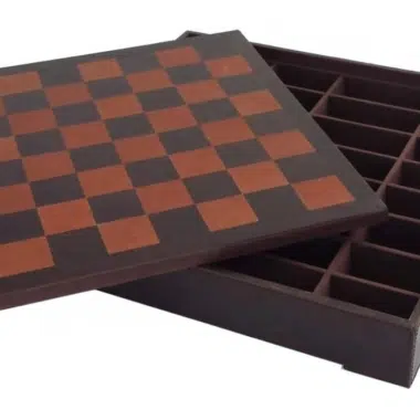 Alternative view of Jogo de Xadrez em Madeira de Acácia e Tabuleiro em Couro Verdadeiro com Arrumação