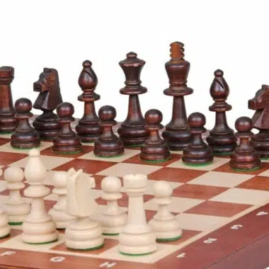 Tabuleiro de Xadrez Dobrável e Jogo de Xadrez em Madeira com Arrumação - Image 5