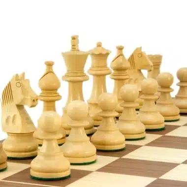 Alternative view of Jogo de Xadrez em Pau-rosa Dourado e Tabuleiro em Madeira de Nogueira