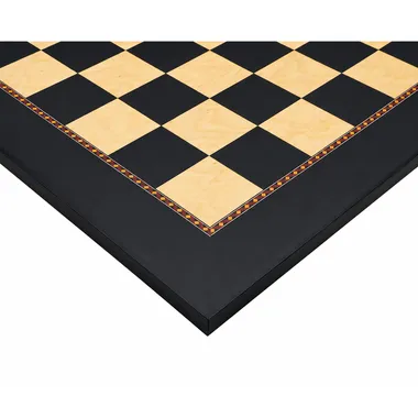Tabuleiro de xadrez Jeu de la Dame, pormenor do canto com friso decorativo