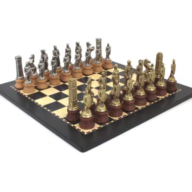 Jogo de Xadrez Romanos vs Bárbaros e Tabuleiro de Madeira