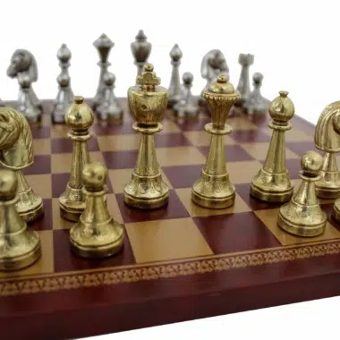 Alternative view of Jogo de Xadrez Staunton em Metal e Tabuleiro em Couro Sintético Vermelho / Dourado