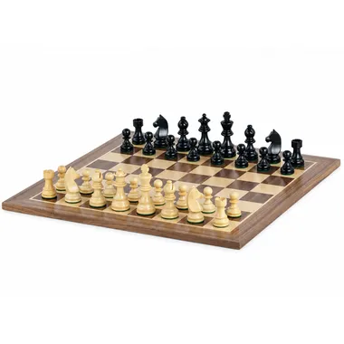 Jogo de xadrez Chevalier Allemand com tabuleiro de ácer e nogueira, vista geral