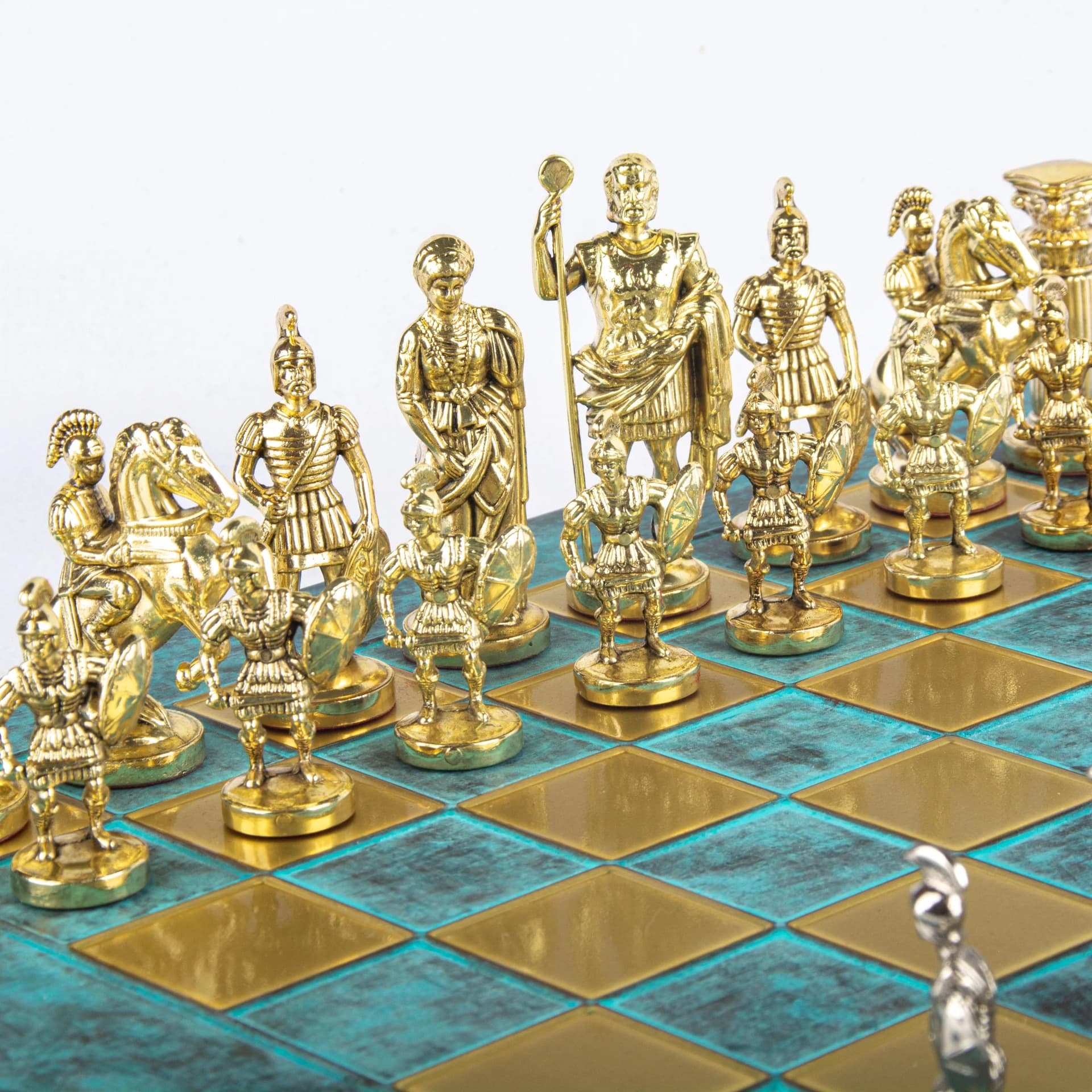Jogo de Xadrez Completo Período Greco-Romano Prateado e Dourado - Image 26