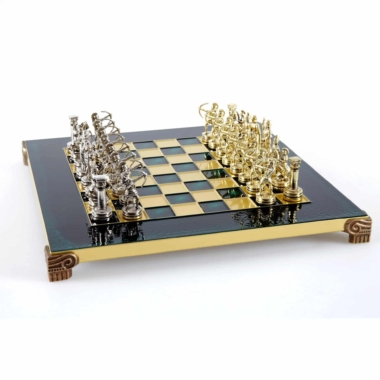 Alternative view of Pequeno Jogo de Xadrez em Metal Prateado e Dourado Arqueiros - Caixa em Madeira Laminada com Tabuleiro em Metal