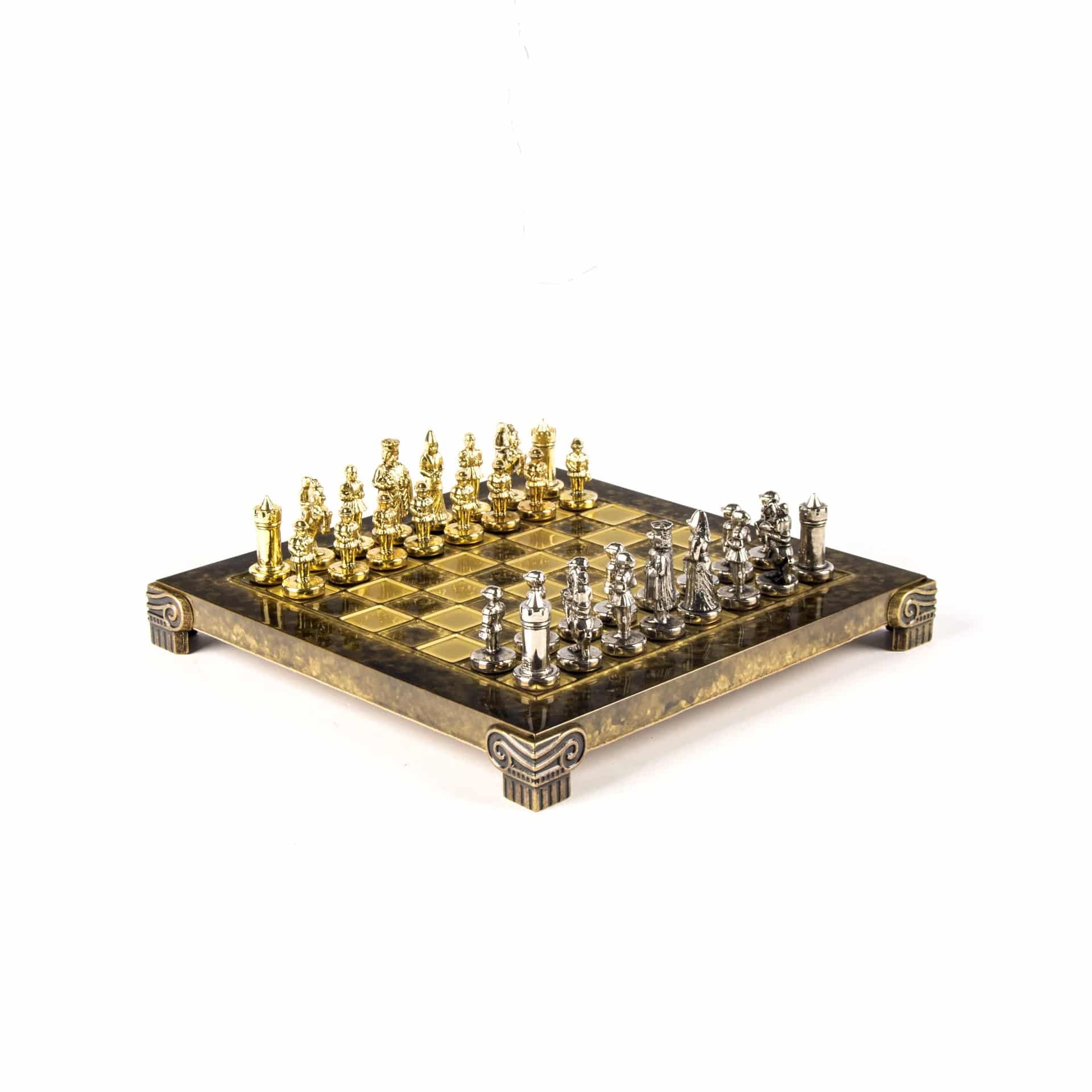 Pequeno Jogo de Xadrez Bizantino com Peças em Metal Dourado e Prateado, Tabuleiro em Metal e Caixa de Arrumação - Image 25