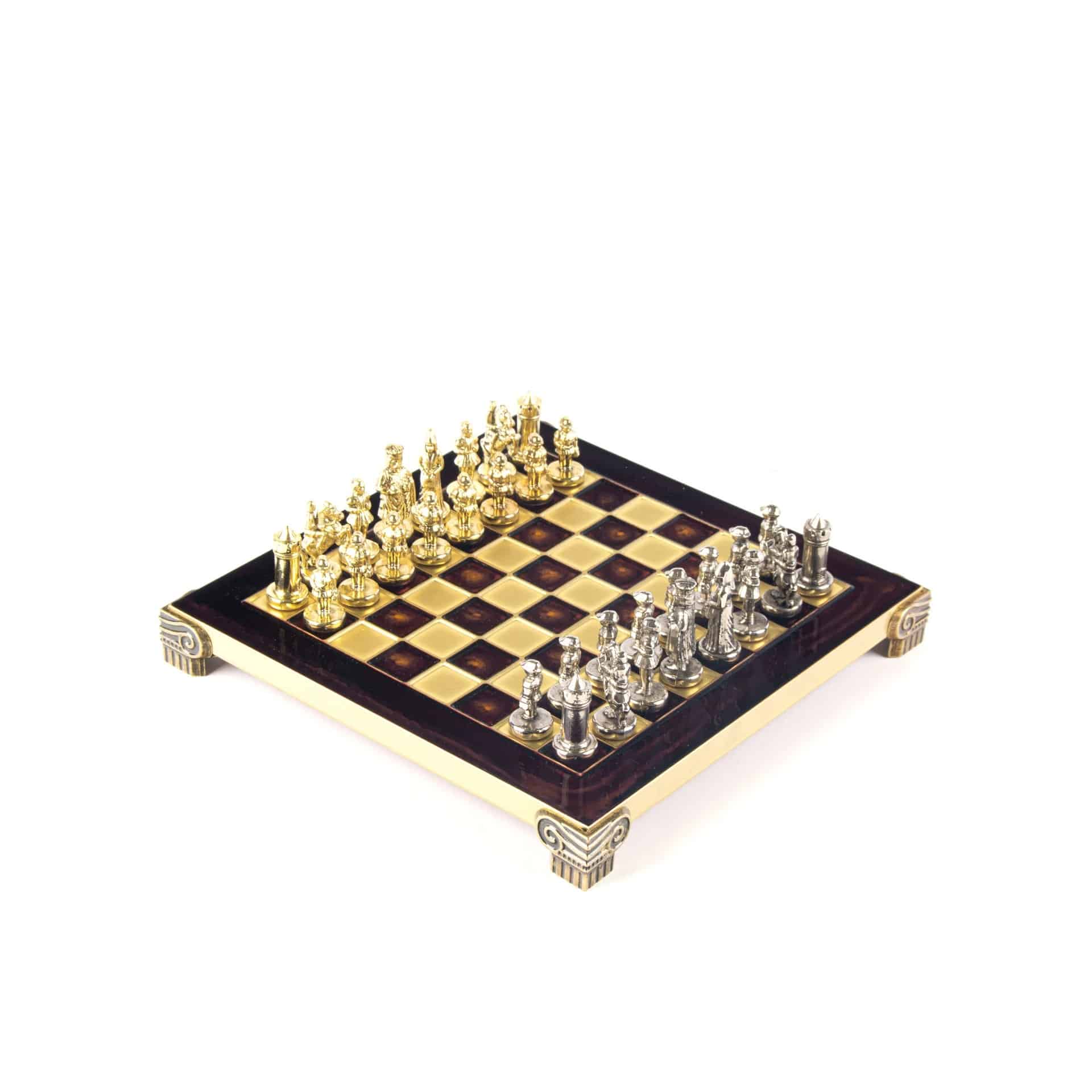 Pequeno Jogo de Xadrez Bizantino com Peças em Metal Dourado e Prateado, Tabuleiro em Metal e Caixa de Arrumação - Image 12