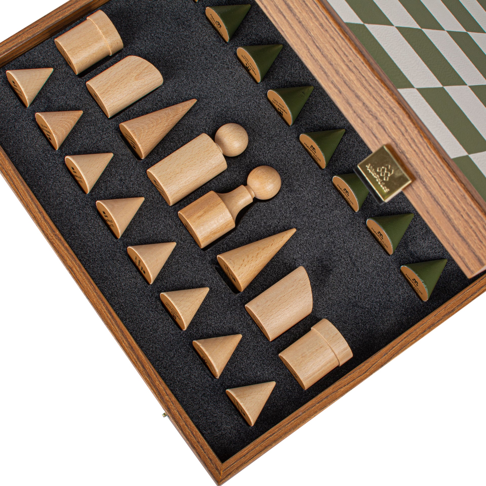 Jogo de Xadrez Completo Estilo Bauhaus - Verde & Branco - 40 x 40 cm - Image 6