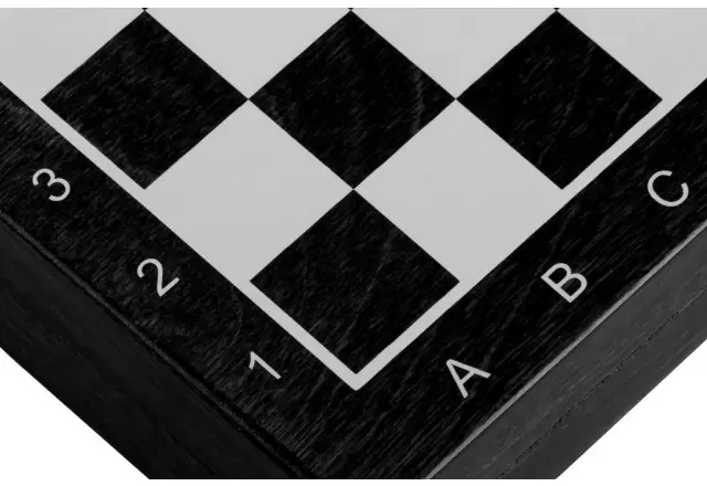 Jeu d’Echecs Mini en Bois Noir et Blanc – Portable, Magnétique et Compact