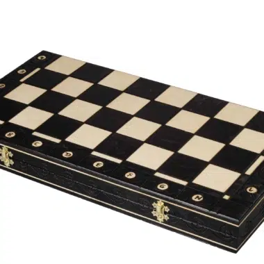 Coffret de jeu d'échecs fermé en bois noir avec motif élégant